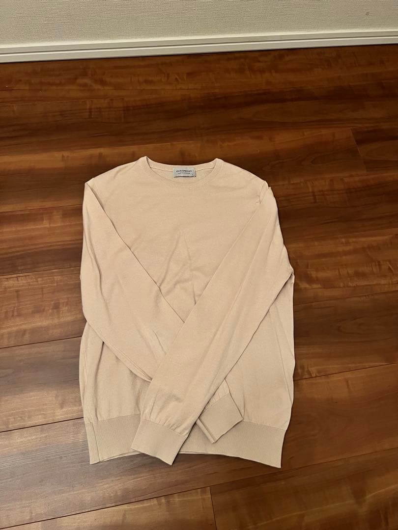 JOHN SMEDLEY サンドベージュ　薄手ニット
