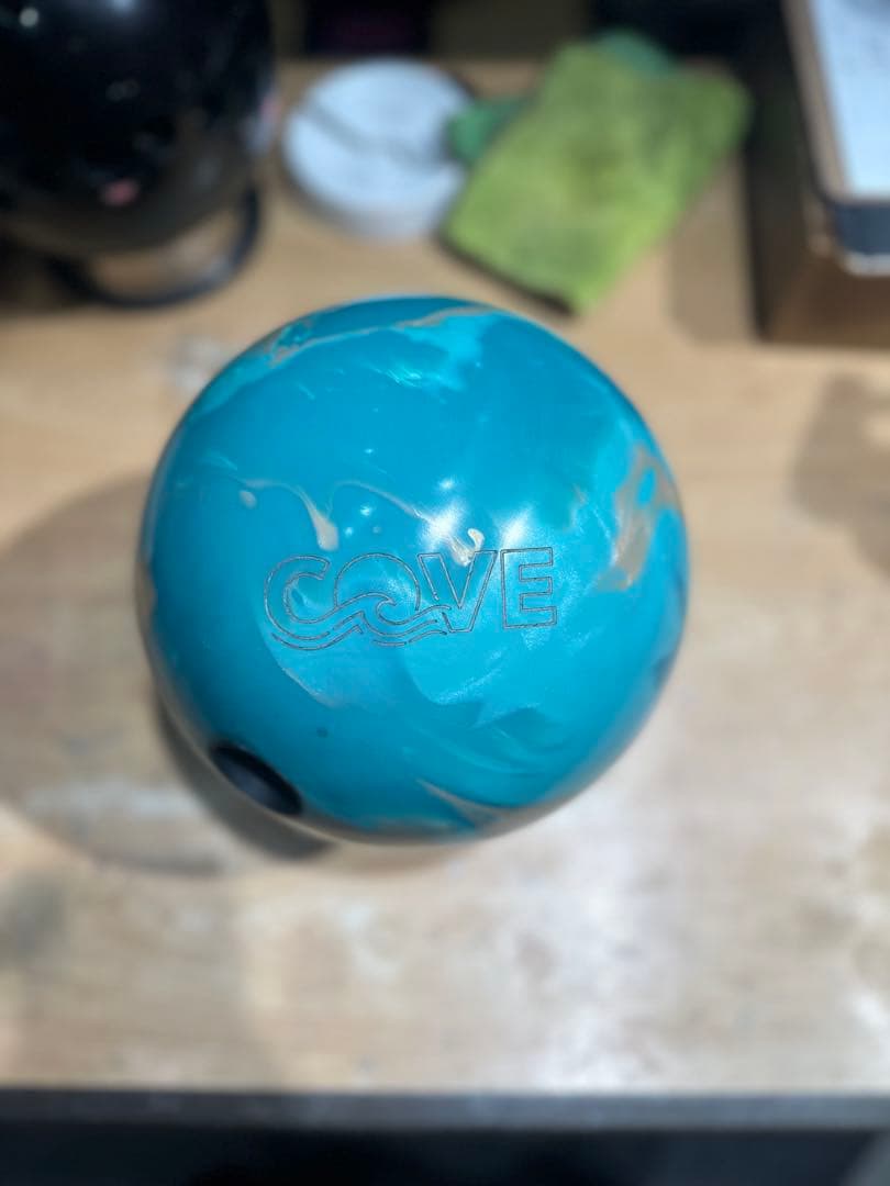 ★美品★900グローバル　コーヴ　ボウリングボール15ポンド