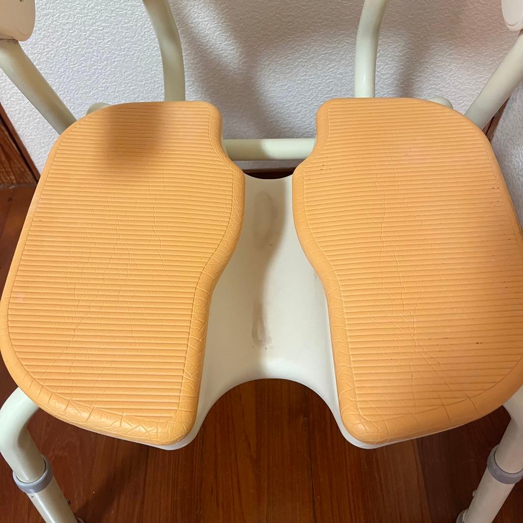 良品 アロン化成 ひじ掛け付 シャワーイス HP 介護