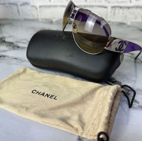 未使用に近い CHANEL シャネル サングラス ココマーク デカロゴ 美品