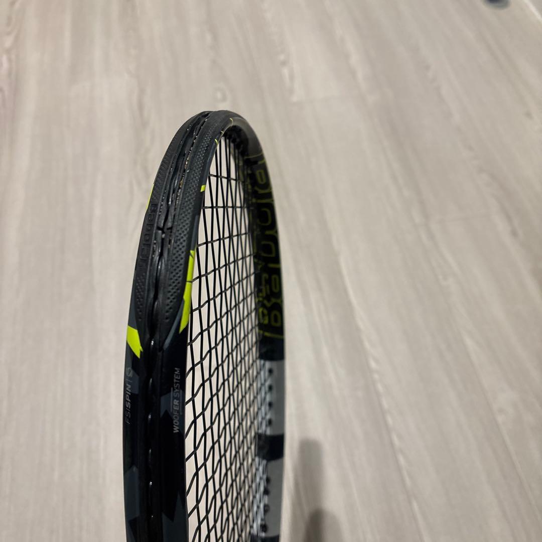 Babolat ピュアアエロ98 グリップ2
