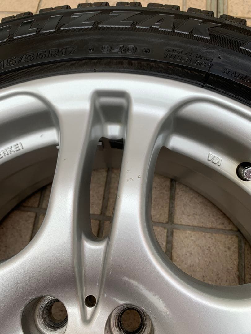 ブリヂストンスタッドレス215/55R17 Team Sparcoホイール