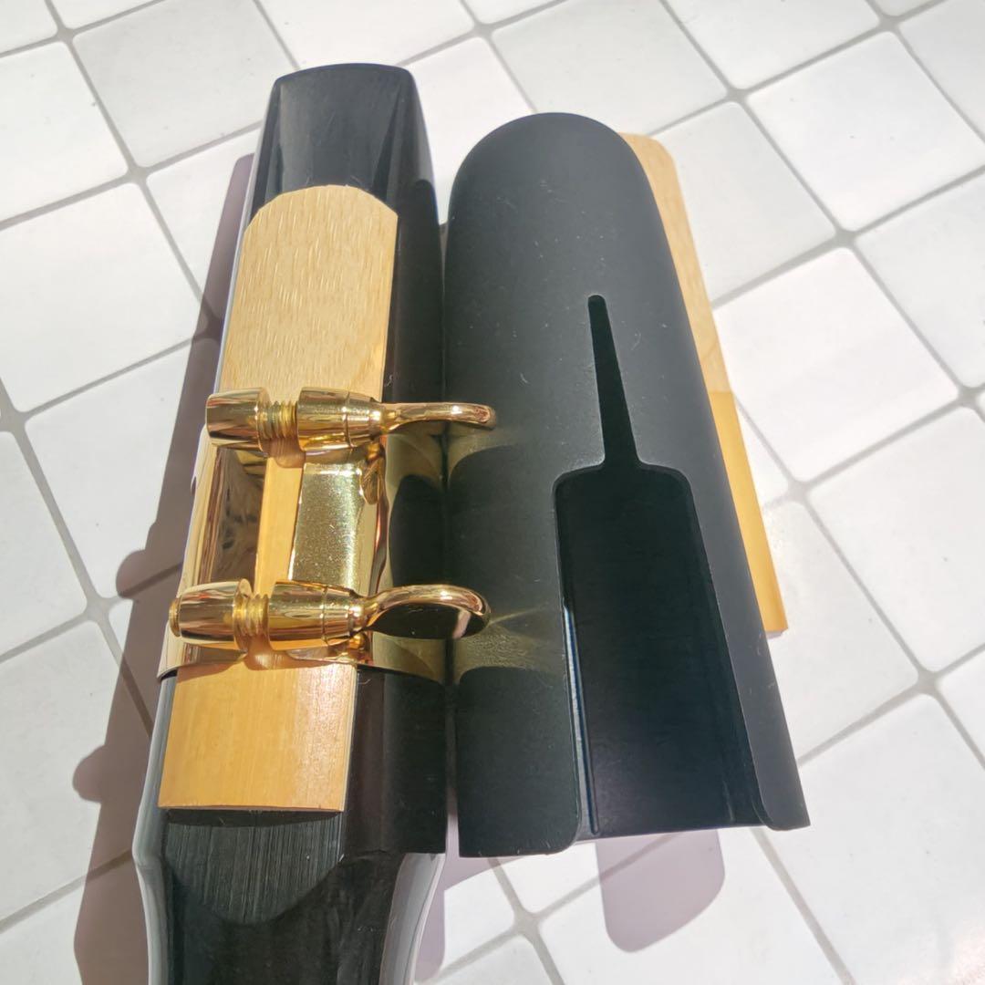 バリトンサックス用「マウスピース・リガチャー・キャップセット（ヤマハカスタム）」