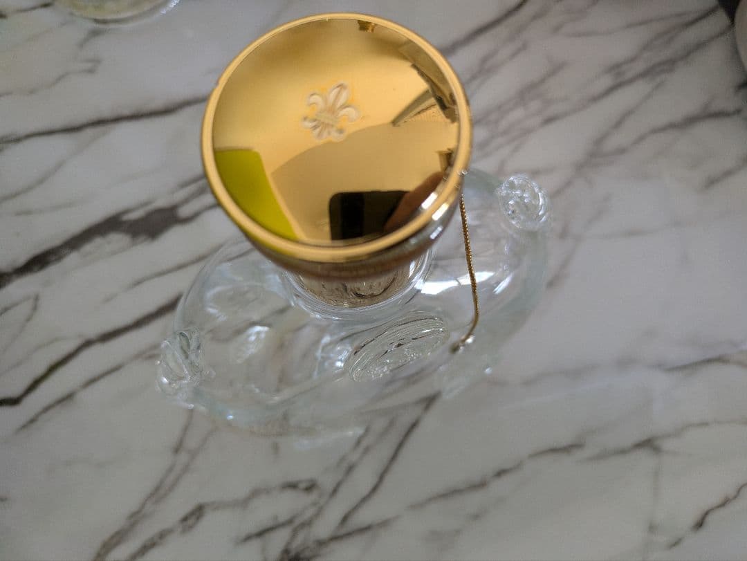 (空瓶箱付き)レミーマルタン ルイ13世　バカラ　替栓・展示台・化粧箱付！正規品