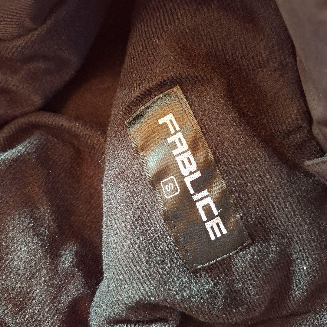 FABLICEスキーウェア Sサイズ フード付き★値下10000→8000円★