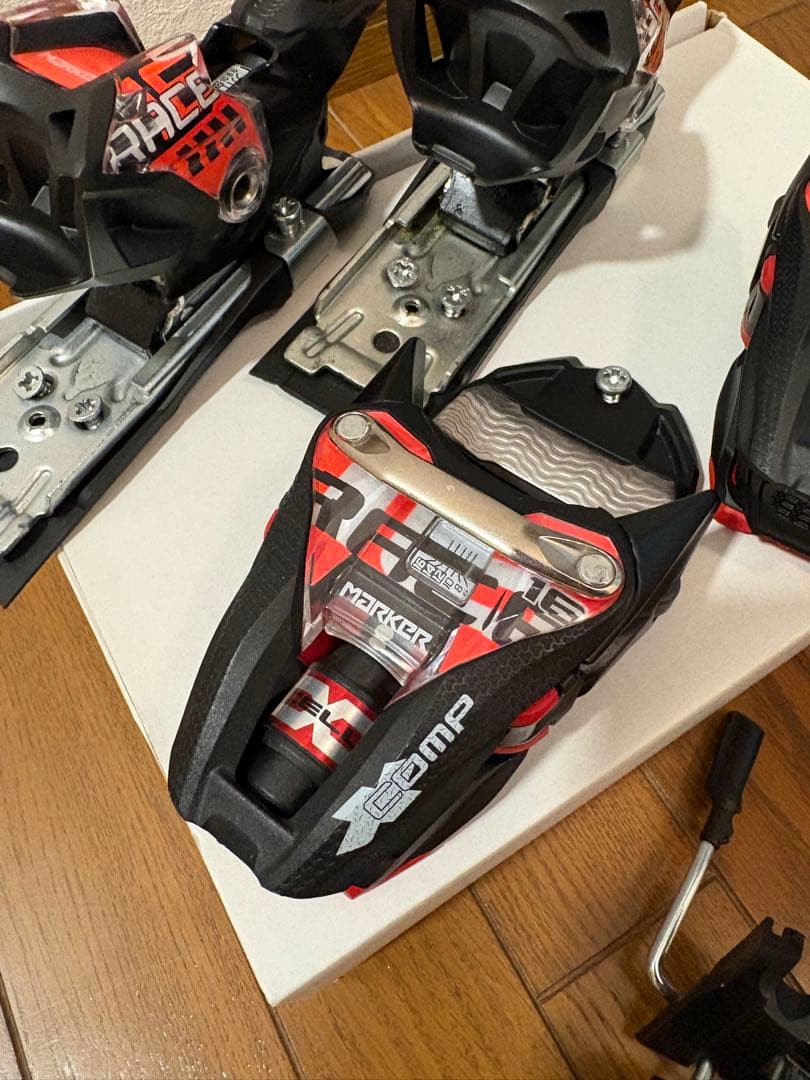 マーカーXCOMP16 極美品　基礎スキーや競技スキーに