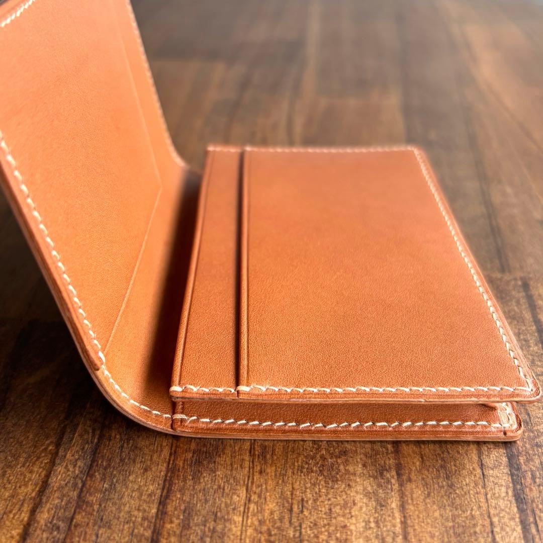 大容量名刺入れ　コードバン　ナチュラル　レーデルオガワ