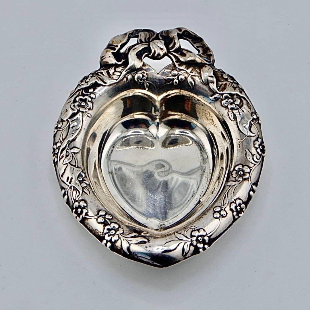 M1303 Antique 1910s Reed & Barton ハートトレイ