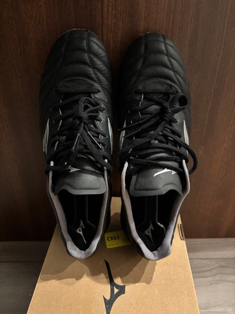 ミズノ　サッカースパイク　モナルシーダネオ3エリート　箱付き