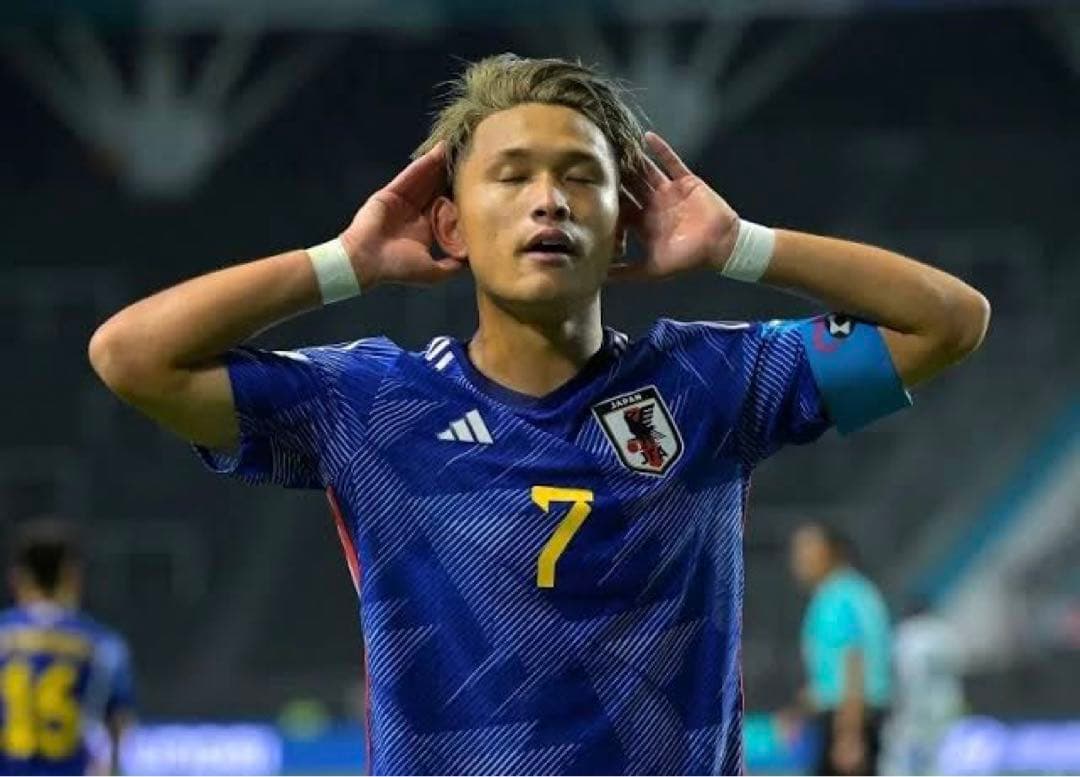 松木玖生　サイン　実使用スパイク　本物　FC東京　青森山田　日本代表　ナイキ