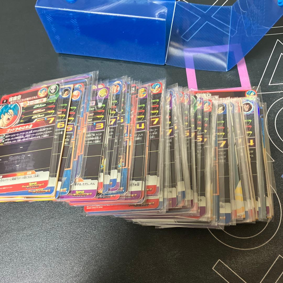 ⭐️ドラゴンボールカード⭐️78枚⭐️ケース付き。