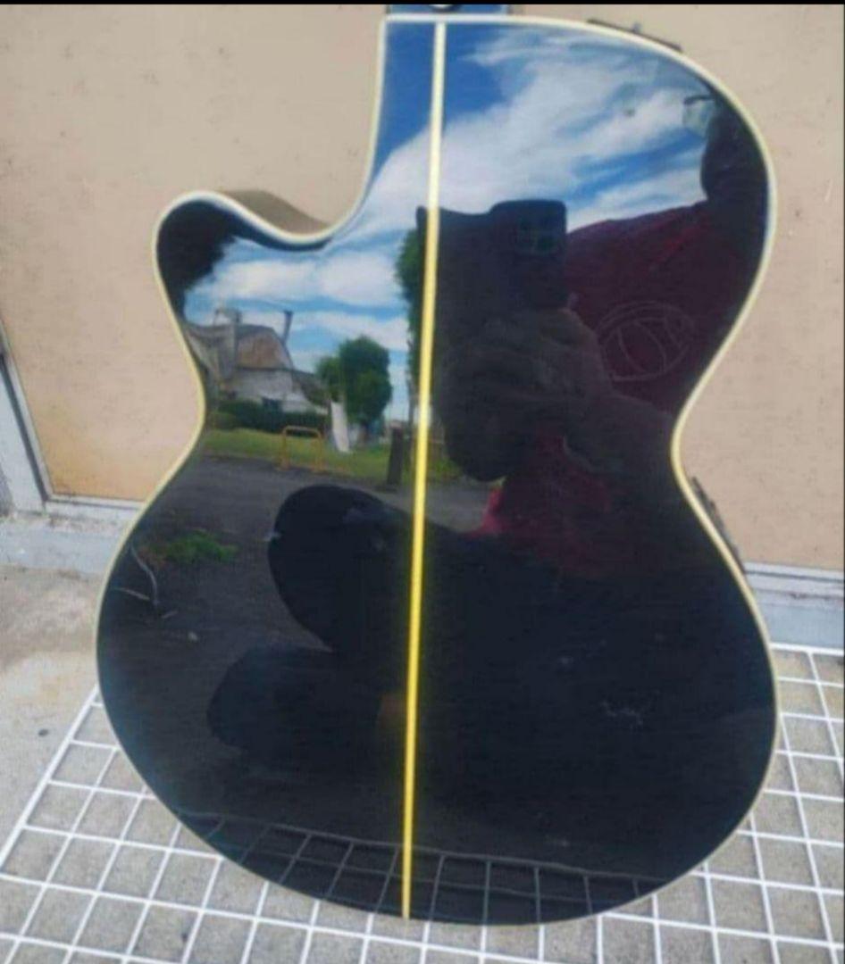 美品 Takamine 100シリーズ BK 型番不明 プリアンプ付きエレアコ