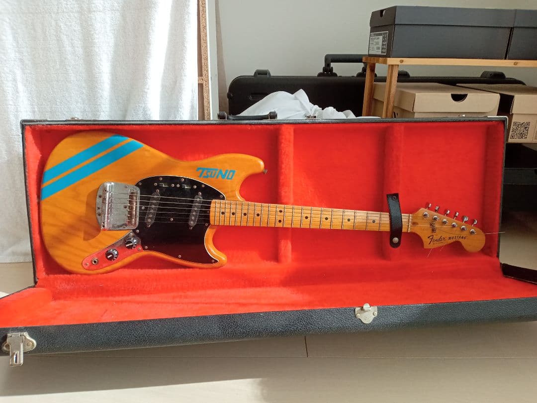 Fender USA Mustang ビンテージ 　ナチュラルボディ　ジャンク品