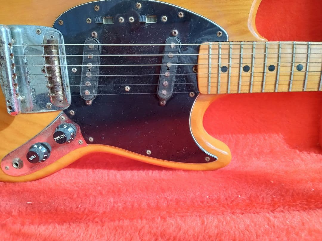 Fender USA Mustang ビンテージ 　ナチュラルボディ　ジャンク品