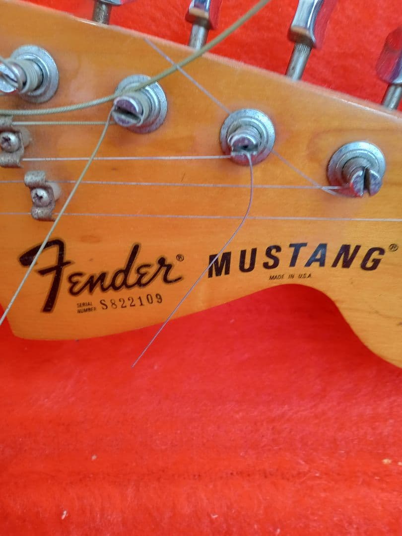 Fender USA Mustang ビンテージ 　ナチュラルボディ　ジャンク品