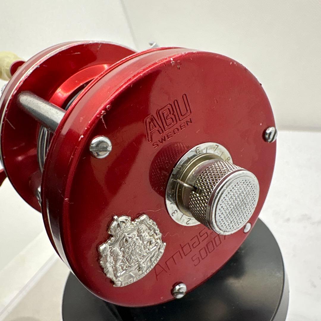 ABU Ambassadeur 5000A レッド