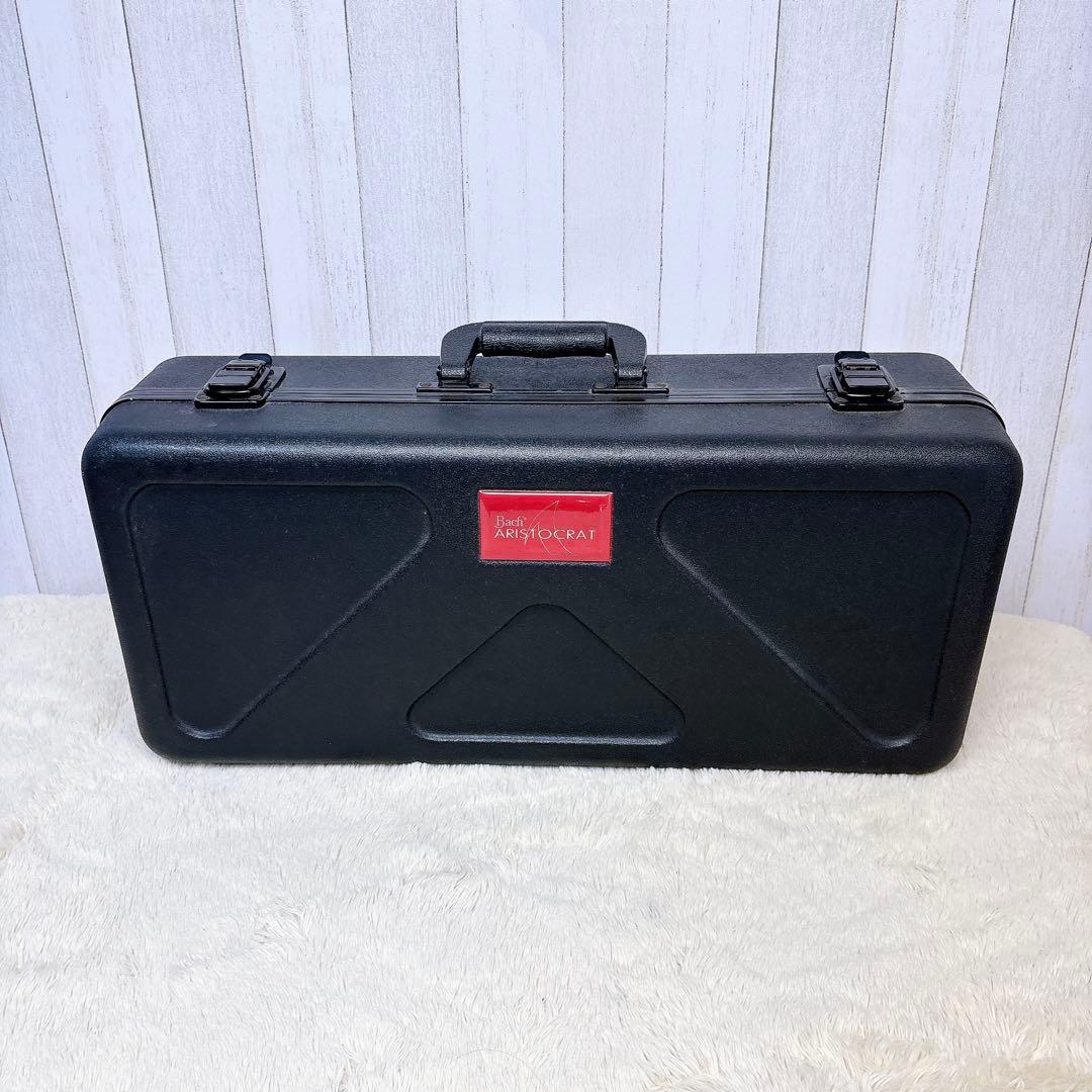 Bach TR600トランペット B♭ マウスピース付き