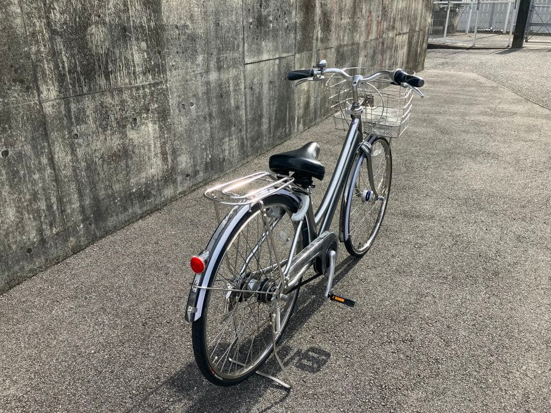 ブリヂストン　アルベルト　26インチ　シルバー　　【引き取り限定】　５段変速