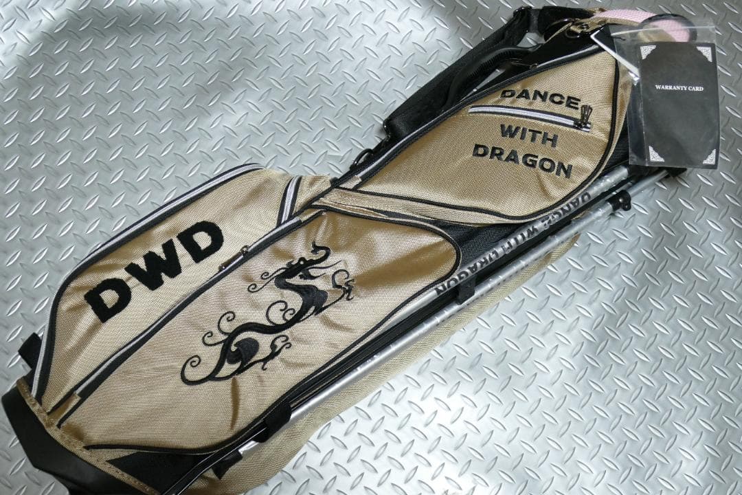 ★新品★ダンスウィズドラゴン★SUNDAY7.0型スタンドバッグ★BE