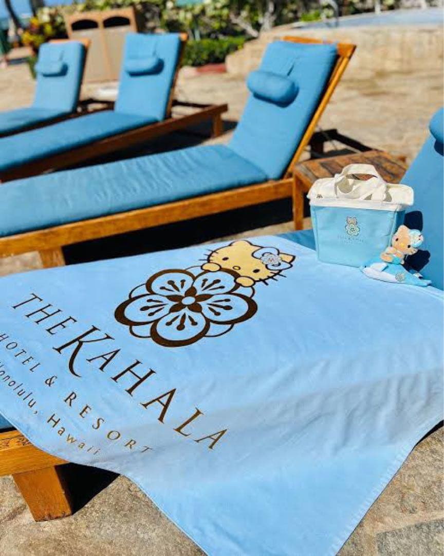 【ハワイ限定★新品】カハラホテル✕ 日焼けキティ 限定コラボバスタオル