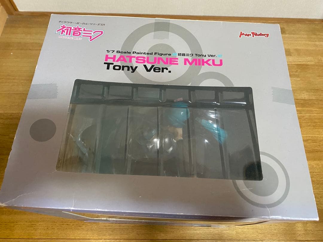 HATSUNE MIKU TONY VER. 1/7 スケール　フィギュア