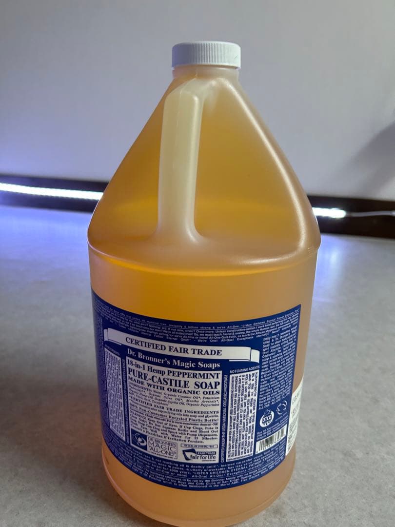 DR.BRONNERボディソープ(ペパーミント)