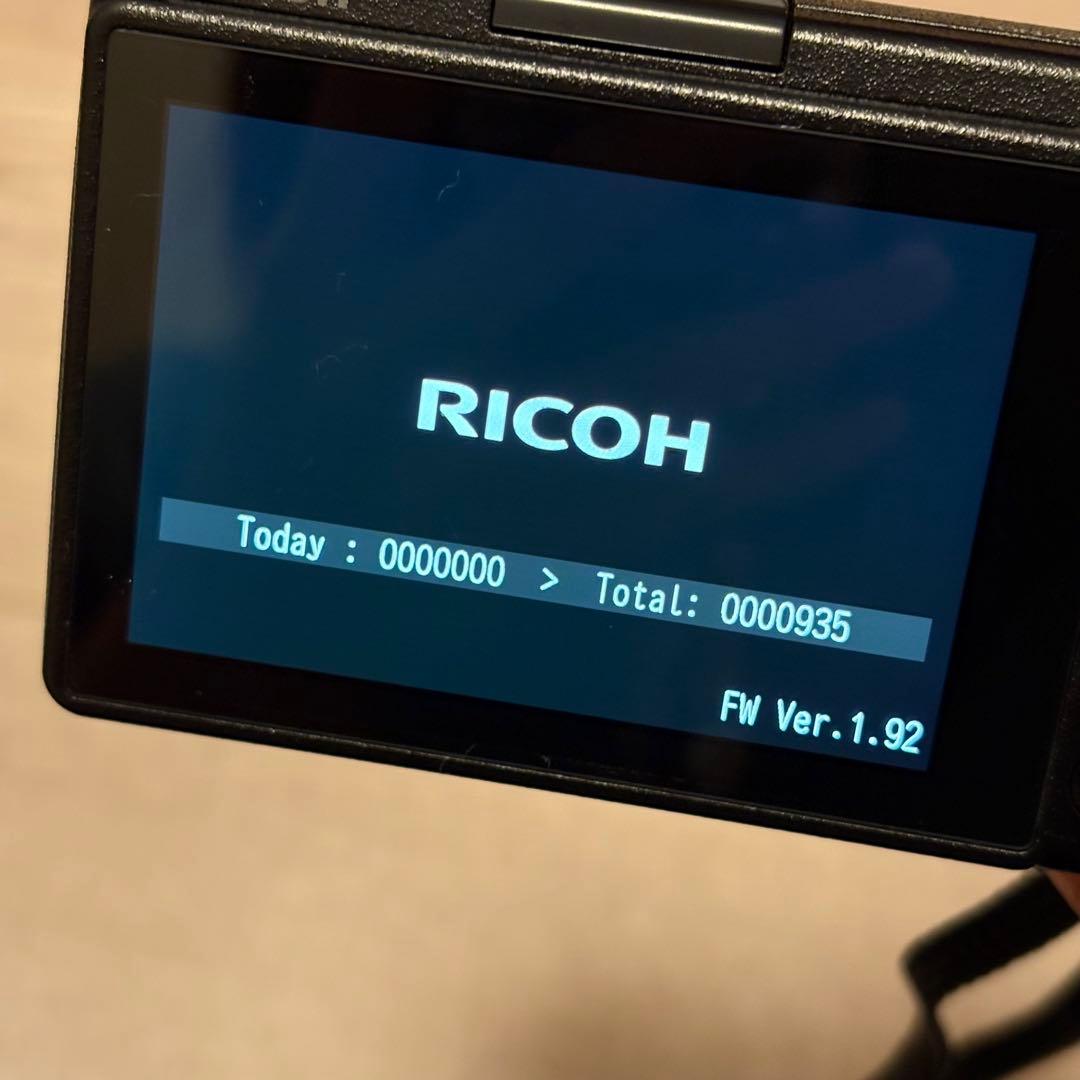 ★ショット数935回 RICOH GR III コンパクトデジタルカメラ