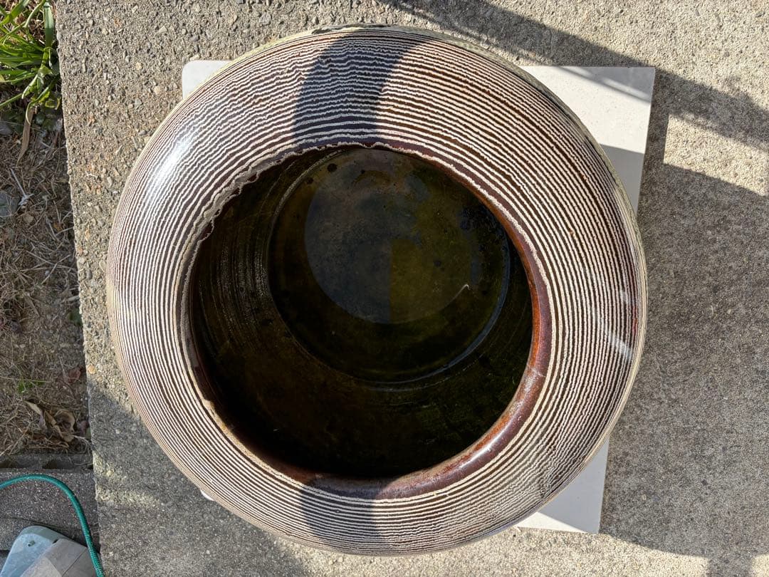 専用出品です。 大型火鉢　装飾的な模様の 陶器　昭和初期　昭和レトロ