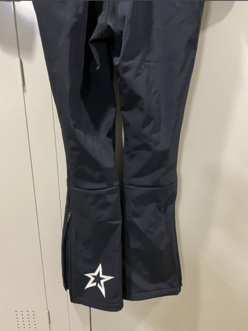 約25万☆Perfect Moment ☆スキー ウェア☆ゲレンデのモンクレール