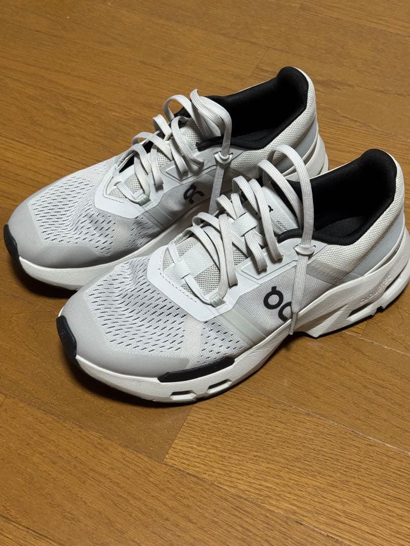 その他 on cloud pulse 25cm