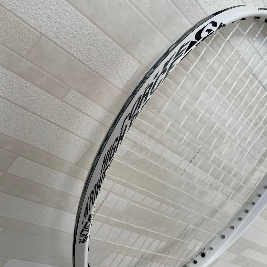 ヨネックス　ジオブレイク70s マットホワイト　ラケットケースあり