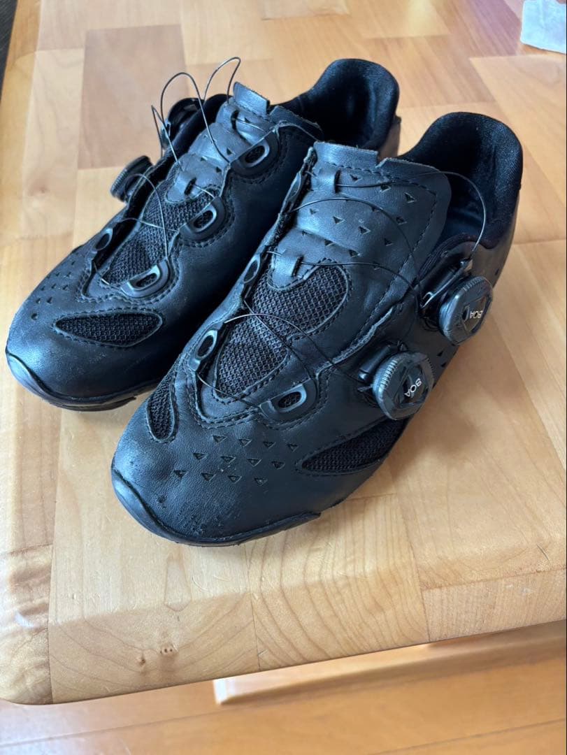 Lake ブラック クリンチングシューズ Boaシステム