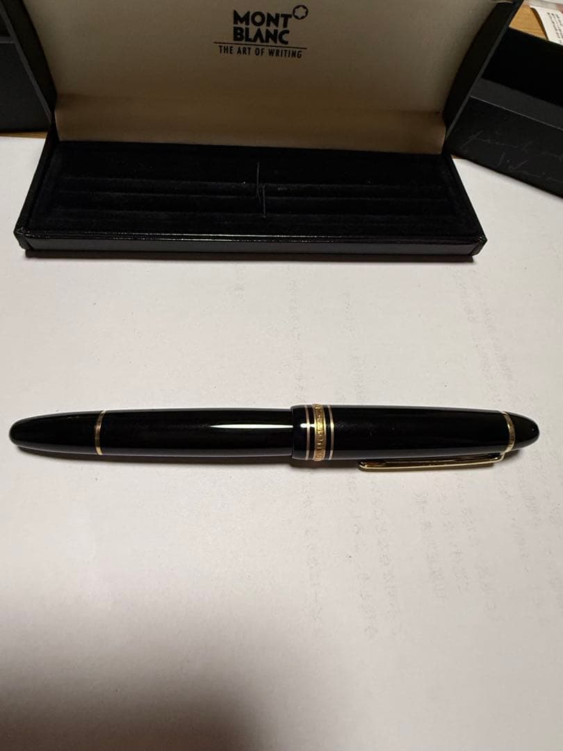 MONTBLANC 万年筆 ケース付　インク２本付きセット