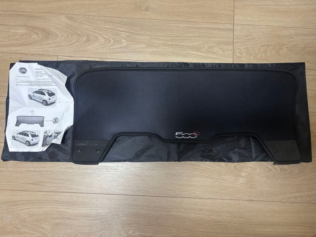 フィアット500C ウィンドディフレクター　美品
