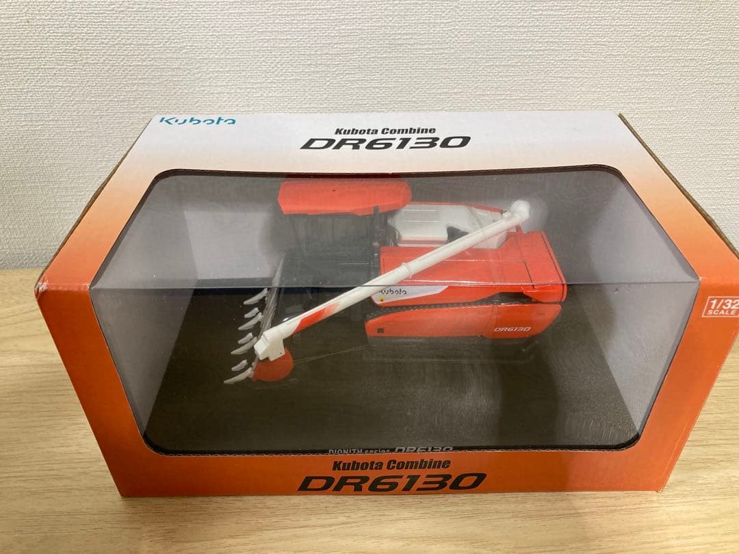 Kubota DR6130 1/32スケール　クボタ　コンバイン　新品　未開封