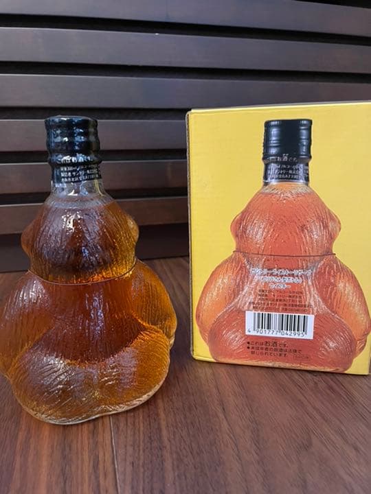 サントリーウィスキースペシャルリザーブ　響マーク　ゴリラボトル　終売品古酒未開封