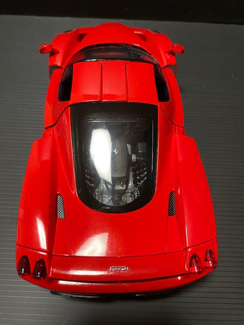 Ferrari Enzo 1/18 赤　エンッオ　フェラーリ