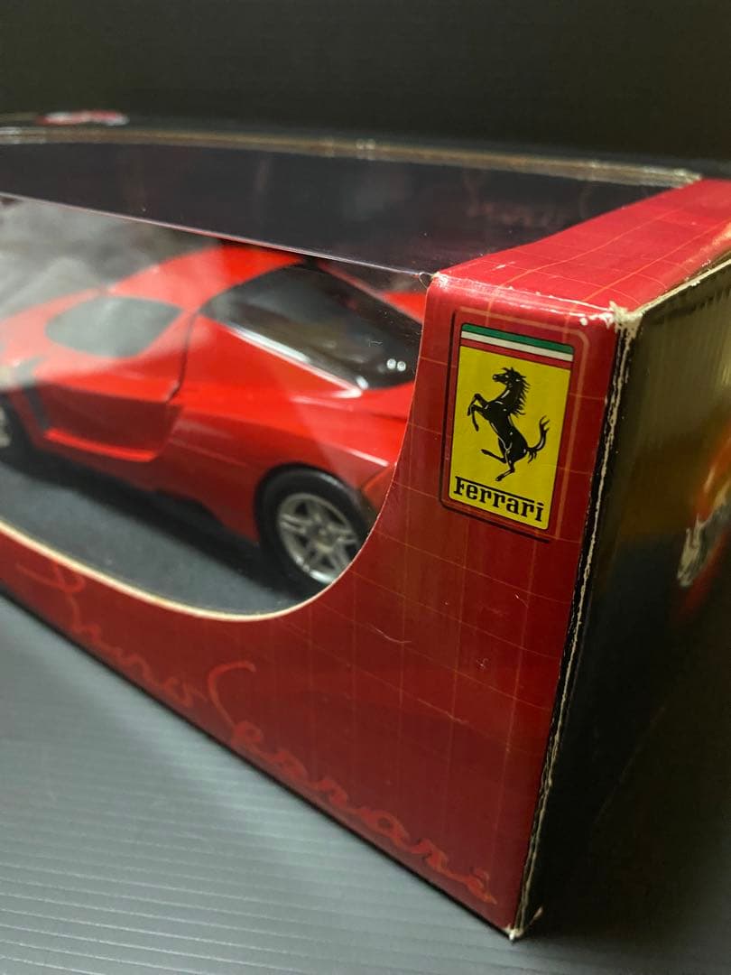 Ferrari Enzo 1/18 赤　エンッオ　フェラーリ