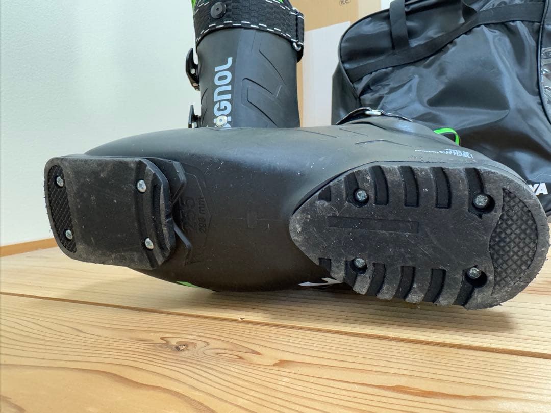 【美品】ロシニョール　スキーブーツ　メンズ　２５.５