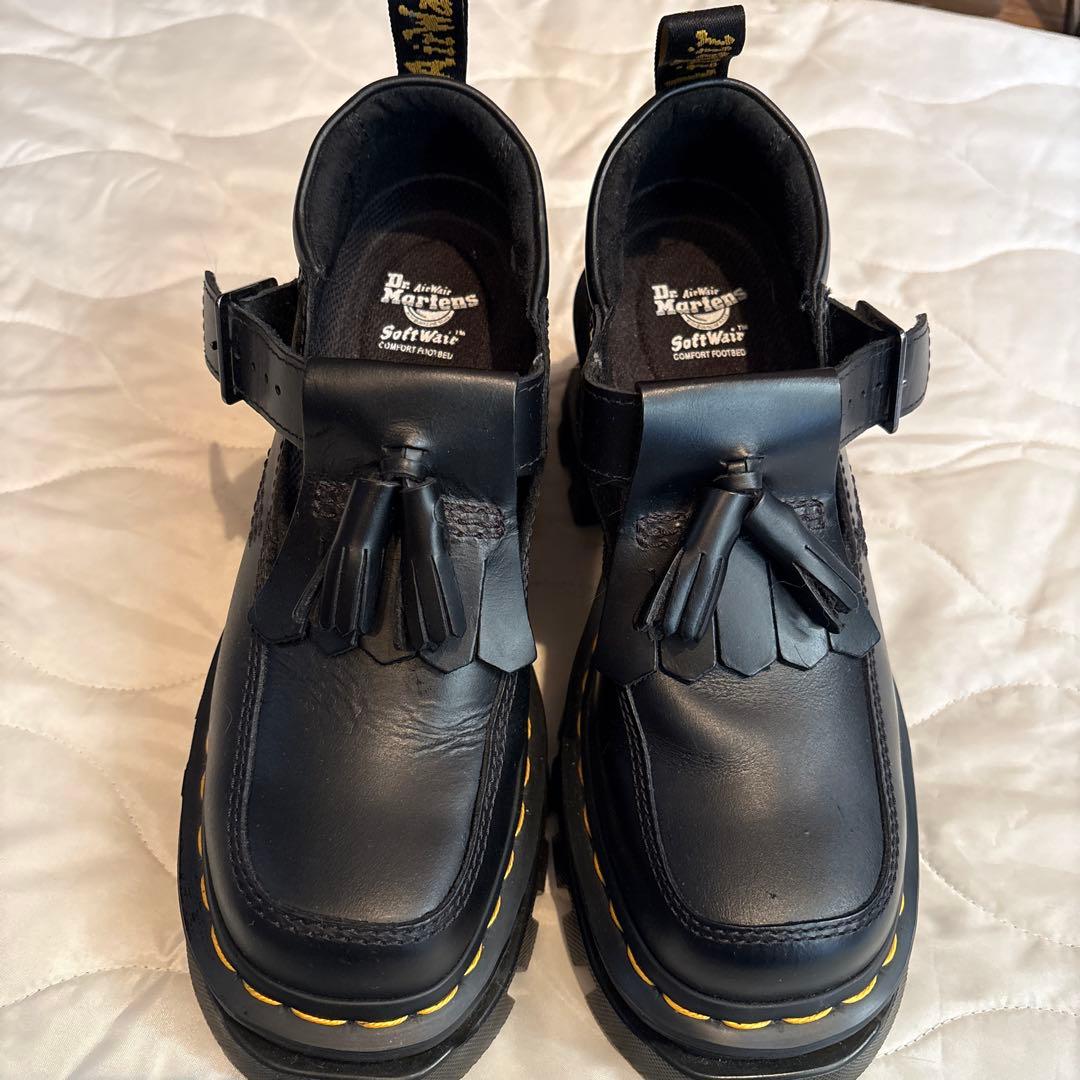 Dr. Martens 厚底ブラックタッセルローファー★