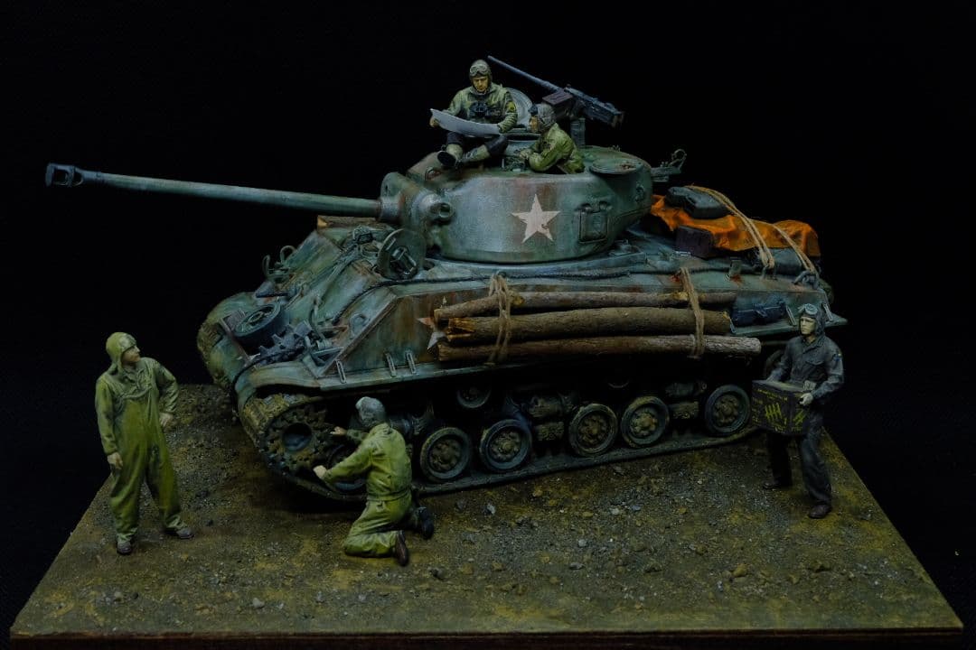 タミヤ M4A3シャーマンイージーエイト戦車（1/35）ジオラマ完成品