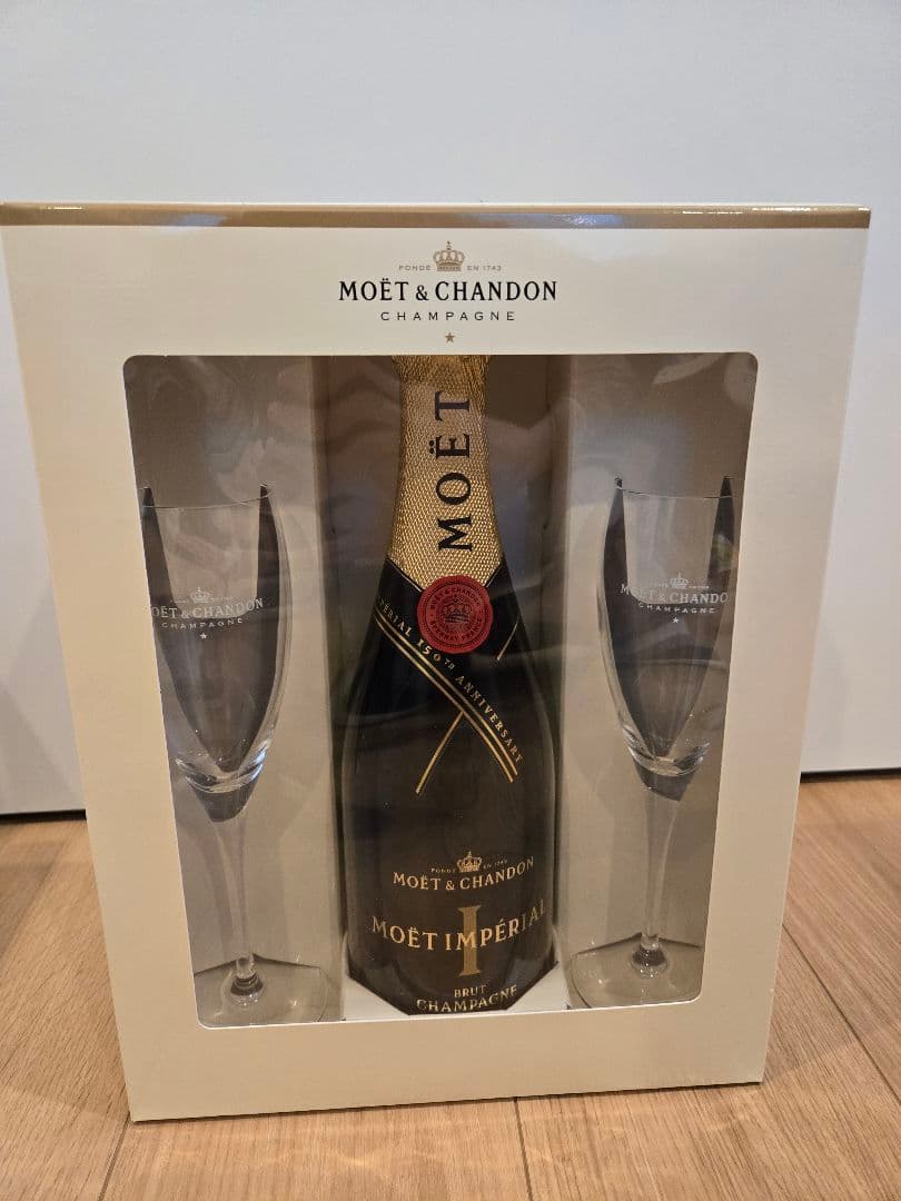 MOËT & CHANDON モエ・エ・シャンドン 150ANV グラス付