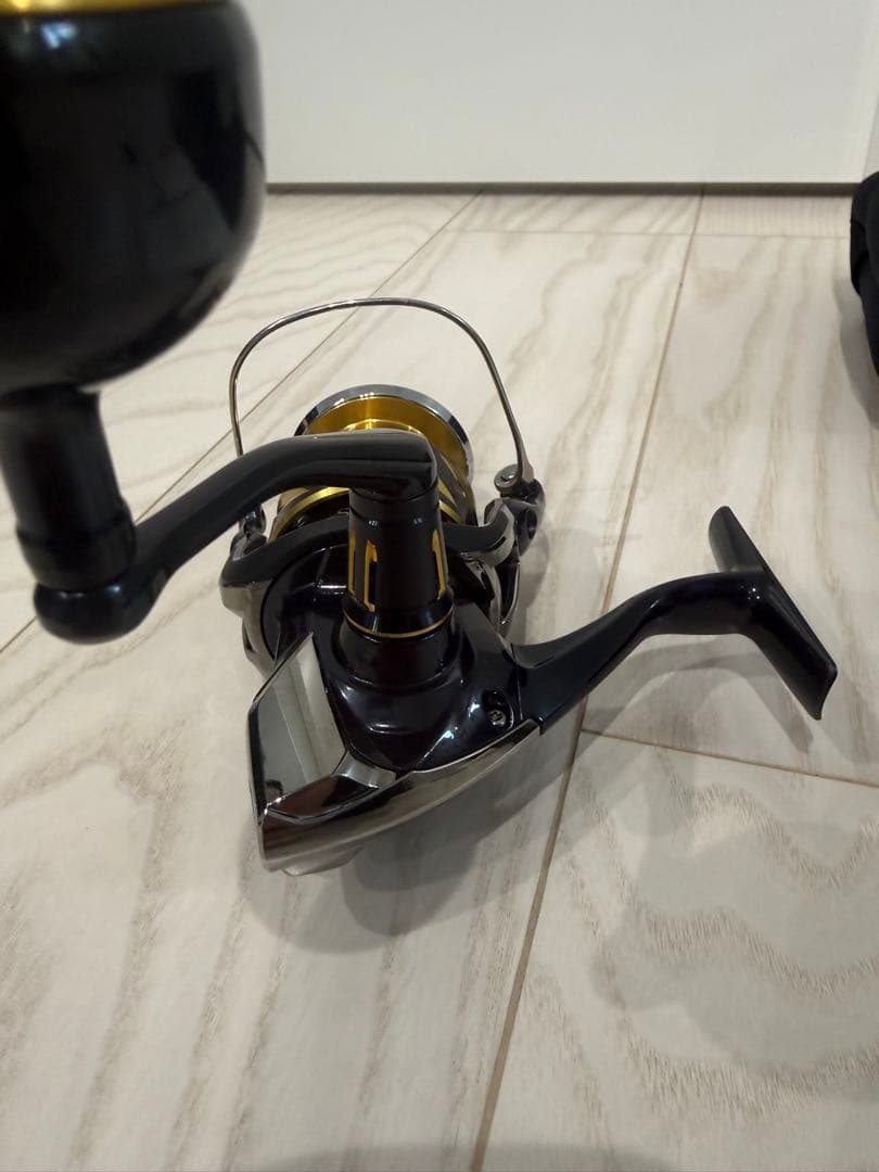 SHIMANO STELLA 20SW4000XG スピニングリール