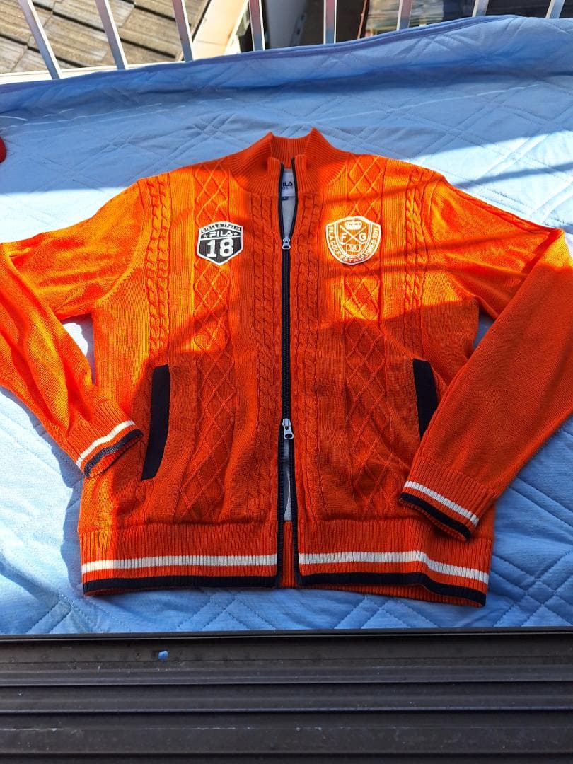 DWD フルジップフード付きパーカー 黒