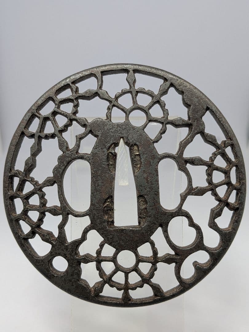 輪法散図透鐔 無銘 京透 尾張 大五郎 箱付 江戸期 鉄鐔