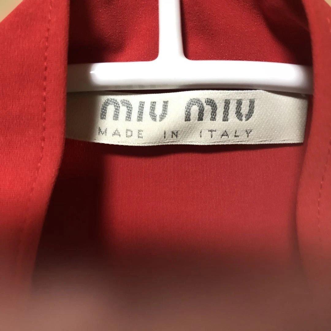 miu miu リボン付きレッドシャツ