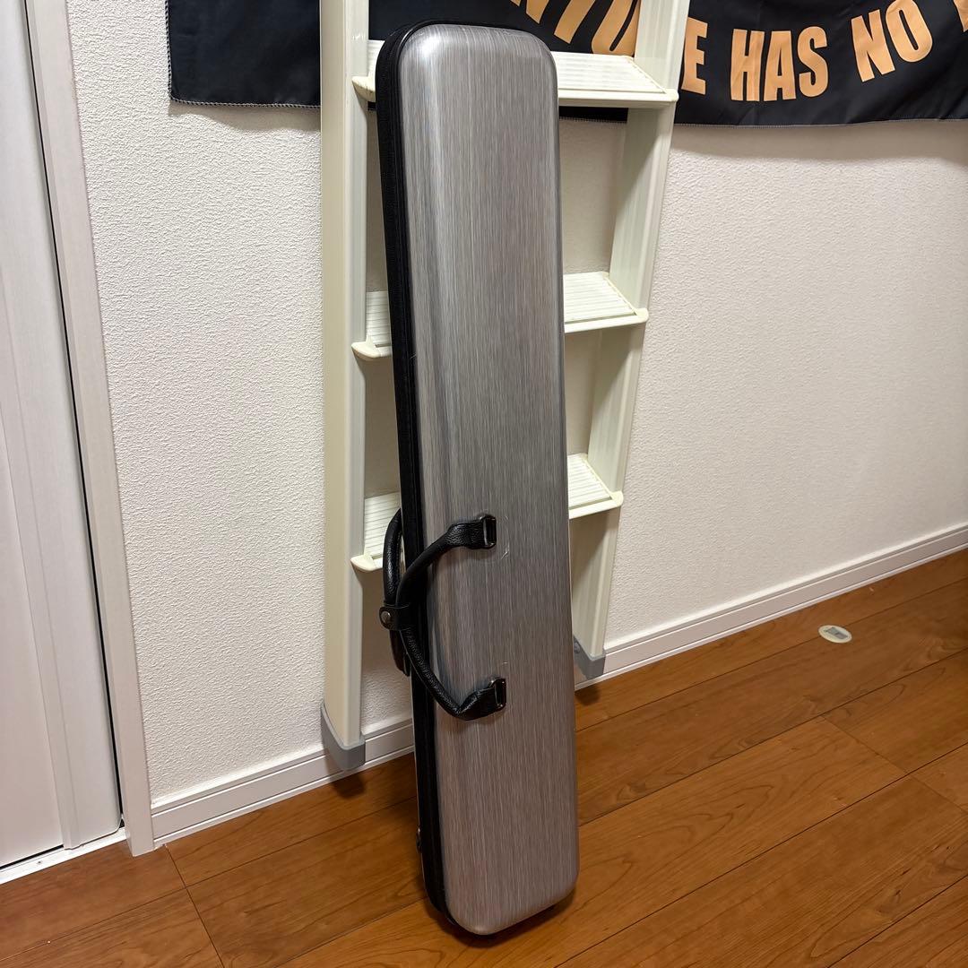 ￼ニ胡のケース