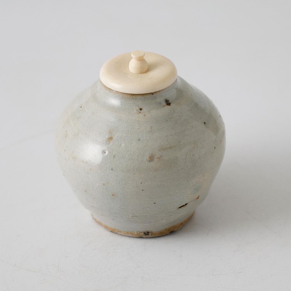 時代 朝鮮美術 李朝 茶入 李朝白磁 時代箱 茶道具 小壷 古玩仕覆黄布 げ蓋