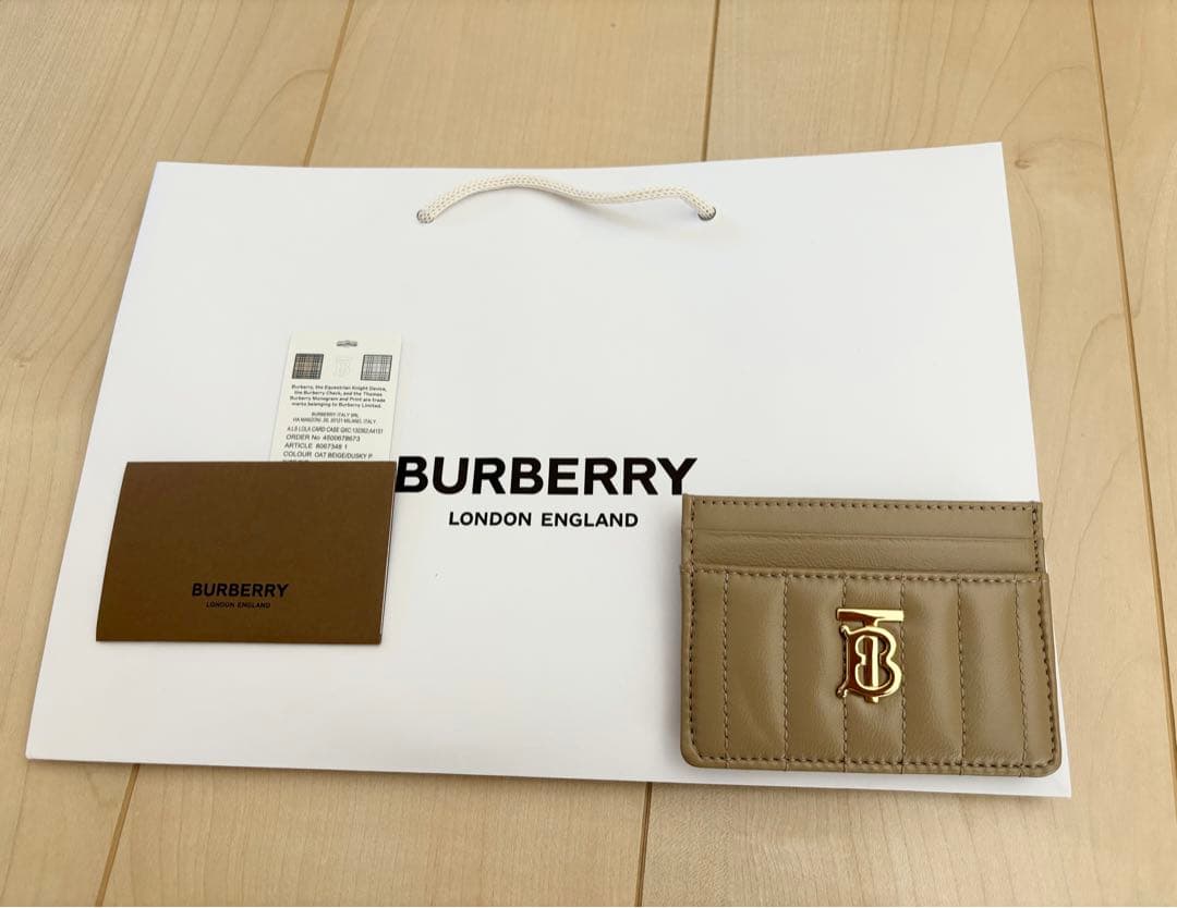 Burberry カードケース　新品未使用　ベージュ