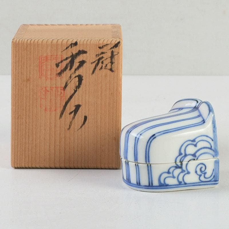 茶道具　平安　昭阿弥造　染付　冠香合　共箱　V　9338